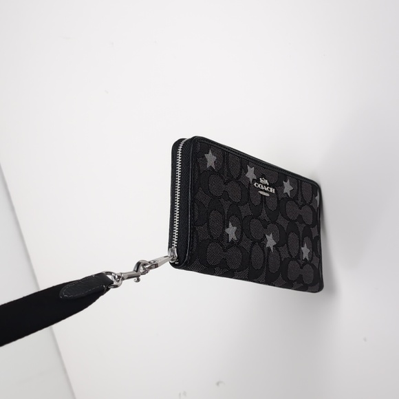 Coach CP414 Dempsey Large Phone Wallet In Signature Jacquard With Star Embroider - Picture 16 of 16